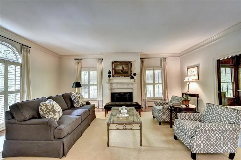 605 Blue Teal Court Nw, Sandy Springs, Georgia 30327, 4 Bedrooms Bedrooms, ,4 BathroomsBathrooms,Residential,Sold,605 Blue Teal Court Nw,6712828