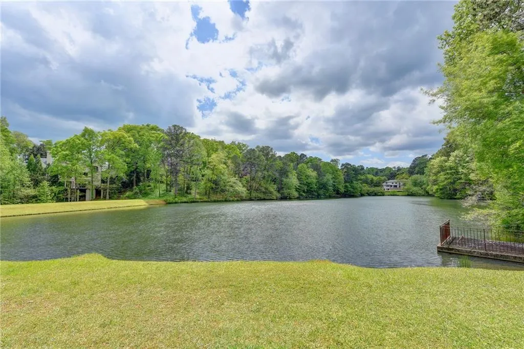 605 Blue Teal Court Nw, Sandy Springs, Georgia 30327, 4 Bedrooms Bedrooms, ,4 BathroomsBathrooms,Residential,Sold,605 Blue Teal Court Nw,6712828