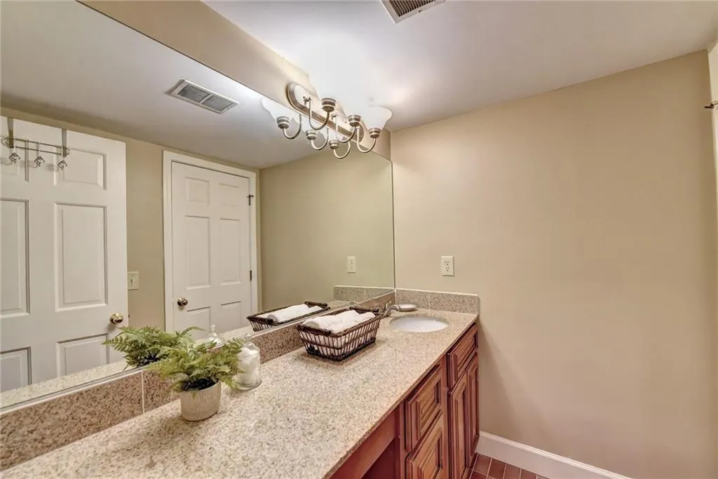 605 Blue Teal Court Nw, Sandy Springs, Georgia 30327, 4 Bedrooms Bedrooms, ,4 BathroomsBathrooms,Residential,Sold,605 Blue Teal Court Nw,6712828
