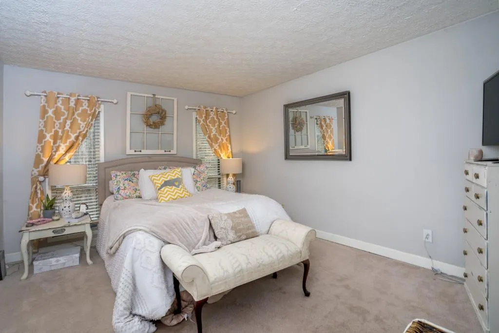 5149 Roswell Road Unit 5, Atlanta, Georgia 30342, 2 Bedrooms Bedrooms, ,2 BathroomsBathrooms,Residential,Sold,5149 Roswell Road Unit 5,6831592