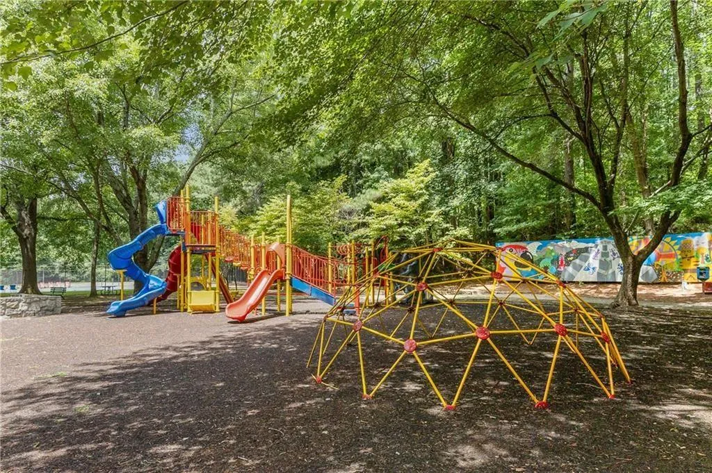 Shady Valley Park is nearby with playground, greenspaces, tennis and walking trails