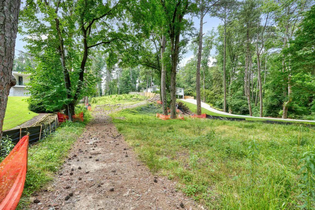 1075 Ferncliff Road Ne, Atlanta, Georgia 30324, ,Land,For Sale,1075 Ferncliff Road Ne,7642753