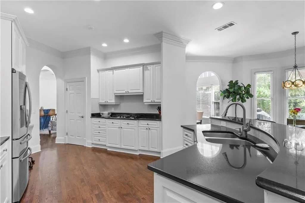 1048 Arbor Trace Ne, Atlanta, Georgia 30319, 4 Bedrooms Bedrooms, ,2 BathroomsBathrooms,Residential,For Sale,1048 Arbor Trace Ne,7619920