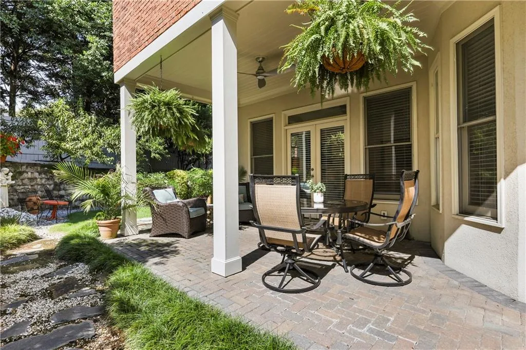 1048 Arbor Trace Ne, Atlanta, Georgia 30319, 4 Bedrooms Bedrooms, ,2 BathroomsBathrooms,Residential,For Sale,1048 Arbor Trace Ne,7619920