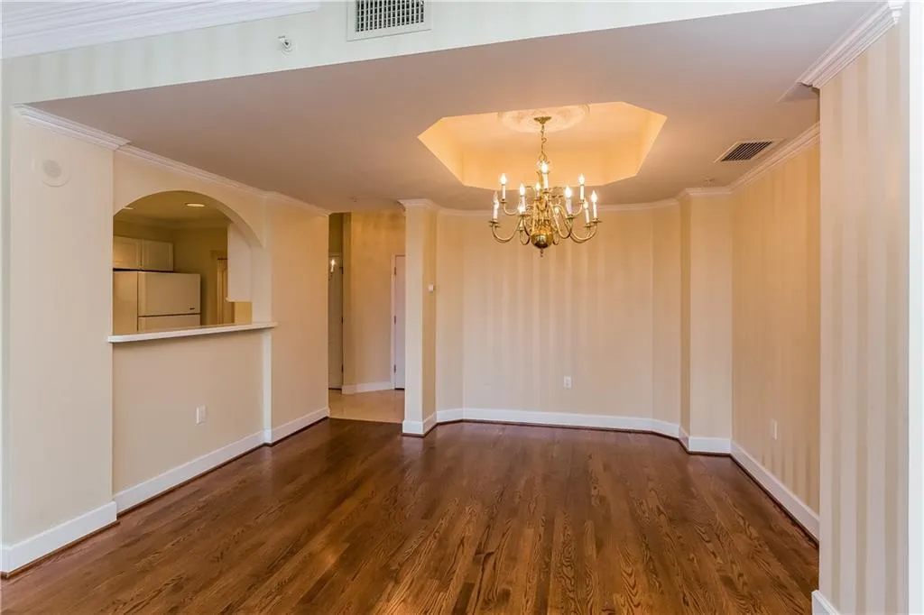 3475 Oak Valley Road Unit 540/55, Atlanta, Georgia 30326, 2 Bedrooms Bedrooms, ,2 BathroomsBathrooms,Residential,Sold,3475 Oak Valley Road Unit 540/55,5616564