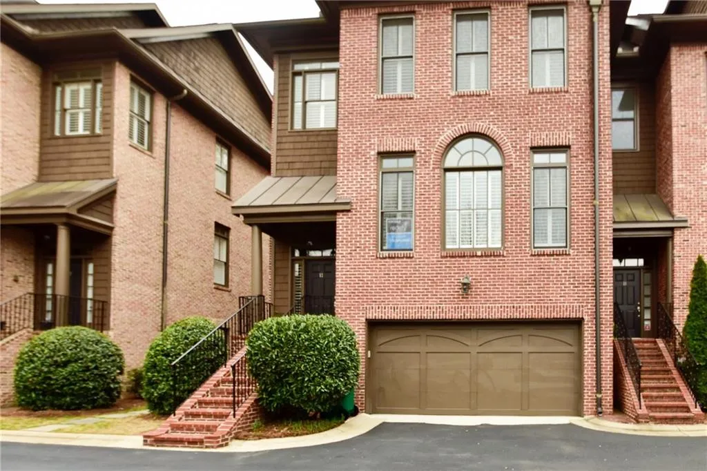 4222 Rickenbacker Drive Ne Unit 12, Atlanta, Georgia 30342, 3 Bedrooms Bedrooms, ,3 BathroomsBathrooms,Residential,Sold,4222 Rickenbacker Drive Ne Unit 12,5815400