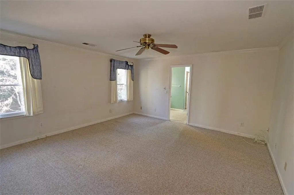 5030 Nesbit Ferry Lane, Atlanta, Georgia 30350, 4 Bedrooms Bedrooms, ,2 BathroomsBathrooms,Residential,Sold,5030 Nesbit Ferry Lane,7681647