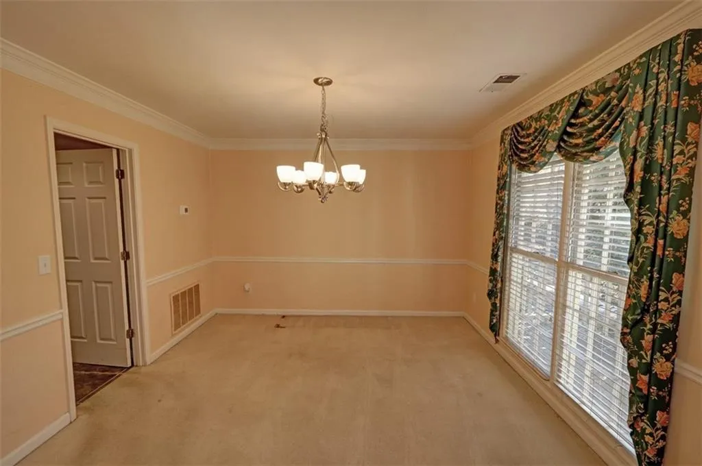 5030 Nesbit Ferry Lane, Atlanta, Georgia 30350, 4 Bedrooms Bedrooms, ,2 BathroomsBathrooms,Residential,Sold,5030 Nesbit Ferry Lane,7681647