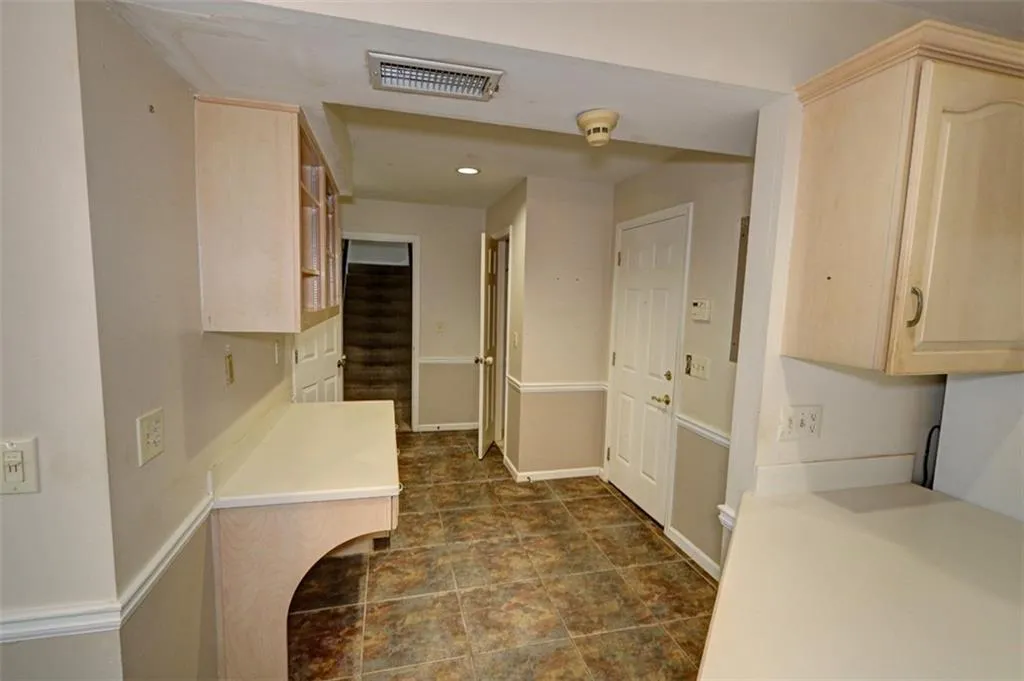 5030 Nesbit Ferry Lane, Atlanta, Georgia 30350, 4 Bedrooms Bedrooms, ,2 BathroomsBathrooms,Residential,Sold,5030 Nesbit Ferry Lane,7681647