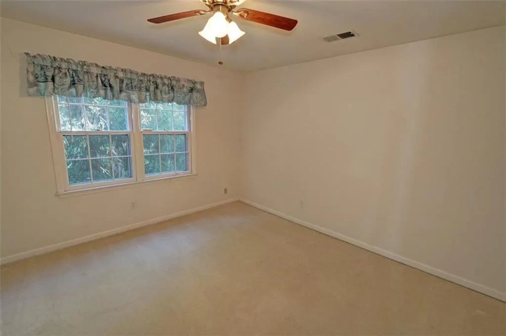 5030 Nesbit Ferry Lane, Atlanta, Georgia 30350, 4 Bedrooms Bedrooms, ,2 BathroomsBathrooms,Residential,Sold,5030 Nesbit Ferry Lane,7681647
