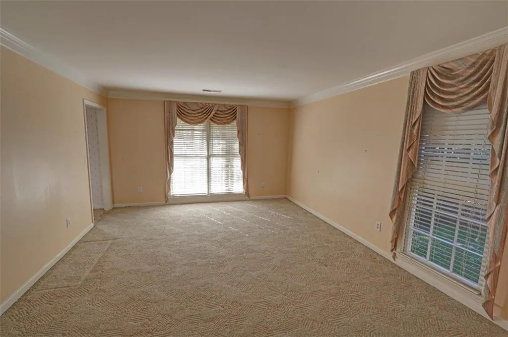 5030 Nesbit Ferry Lane, Atlanta, Georgia 30350, 4 Bedrooms Bedrooms, ,2 BathroomsBathrooms,Residential,Sold,5030 Nesbit Ferry Lane,7681647