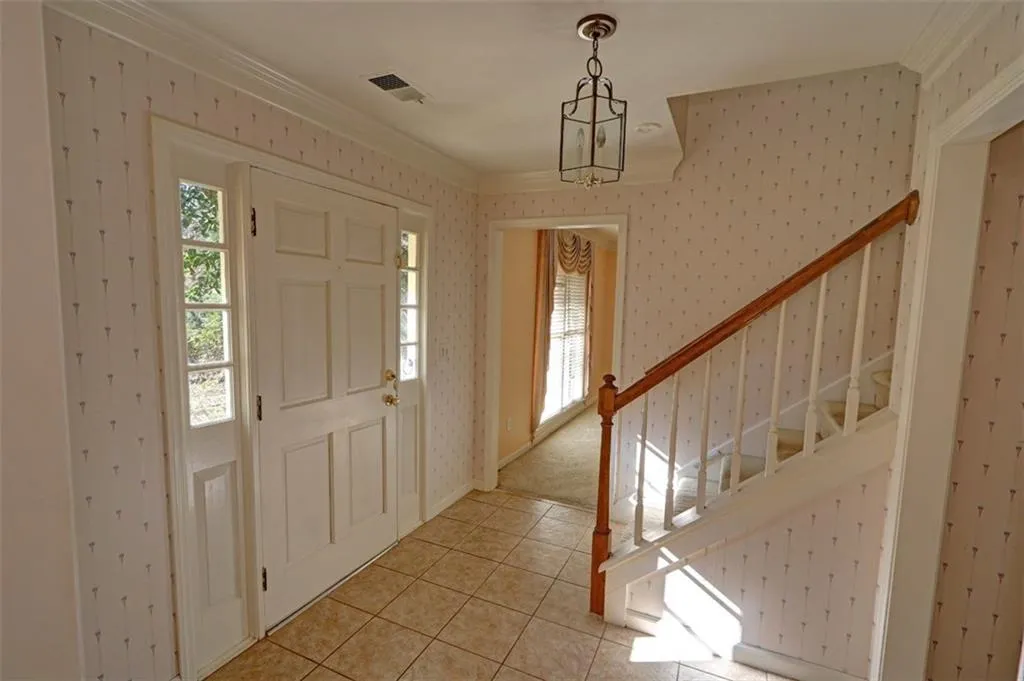 5030 Nesbit Ferry Lane, Atlanta, Georgia 30350, 4 Bedrooms Bedrooms, ,2 BathroomsBathrooms,Residential,Sold,5030 Nesbit Ferry Lane,7681647