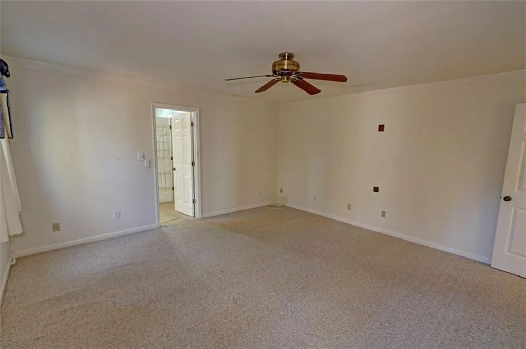 5030 Nesbit Ferry Lane, Atlanta, Georgia 30350, 4 Bedrooms Bedrooms, ,2 BathroomsBathrooms,Residential,Sold,5030 Nesbit Ferry Lane,7681647