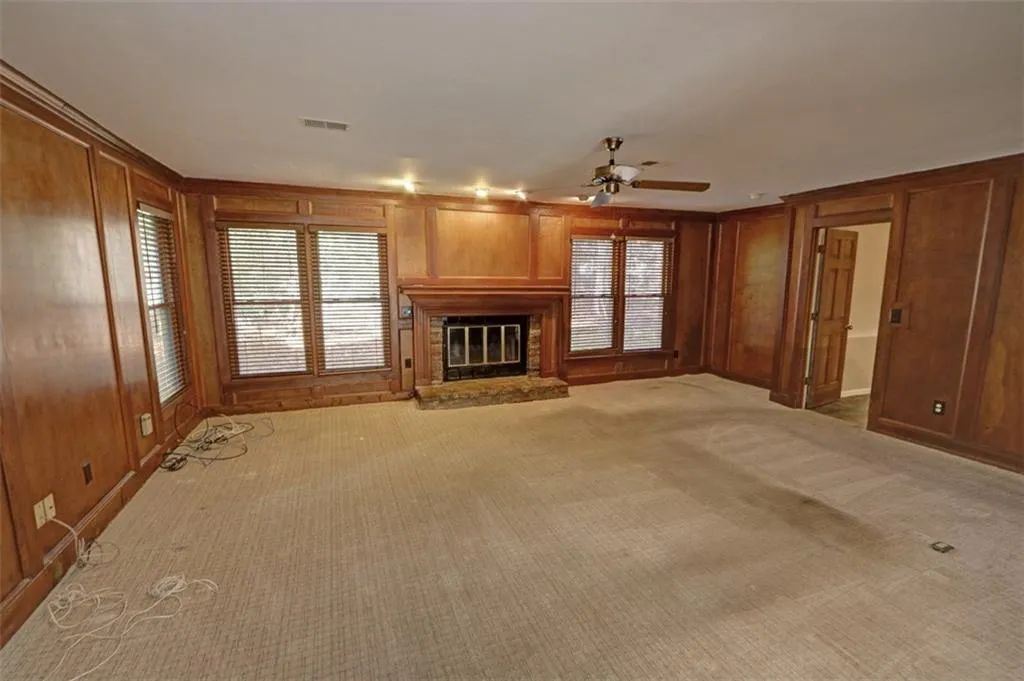 5030 Nesbit Ferry Lane, Atlanta, Georgia 30350, 4 Bedrooms Bedrooms, ,2 BathroomsBathrooms,Residential,Sold,5030 Nesbit Ferry Lane,7681647