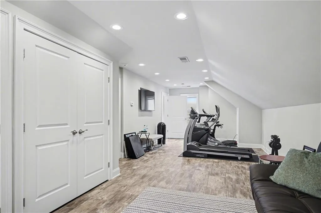 317 Riversedge Drive, Atlanta, Georgia 30339, 5 Bedrooms Bedrooms, ,4 BathroomsBathrooms,Residential,For Sale,317 Riversedge Drive,7699565