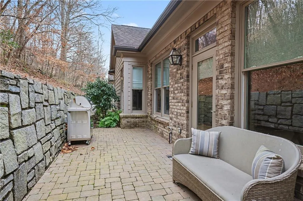 317 Riversedge Drive, Atlanta, Georgia 30339, 5 Bedrooms Bedrooms, ,4 BathroomsBathrooms,Residential,For Sale,317 Riversedge Drive,7699565