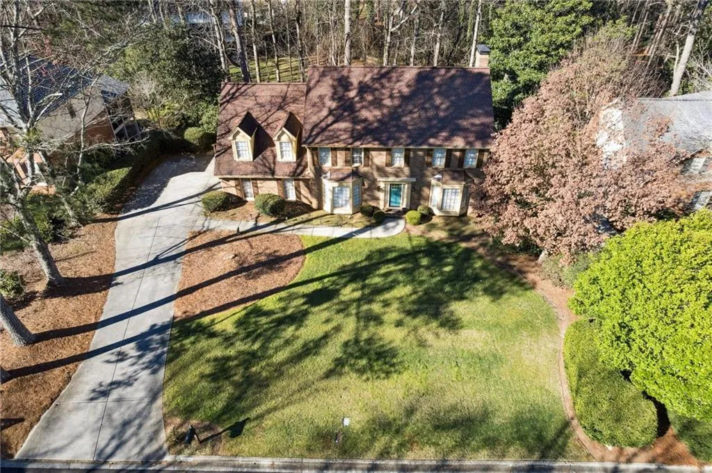 7660 Brigham Drive, Sandy Springs, Georgia 30350, 5 Bedrooms Bedrooms, ,3 BathroomsBathrooms,Residential,For Sale,7660 Brigham Drive,7722676