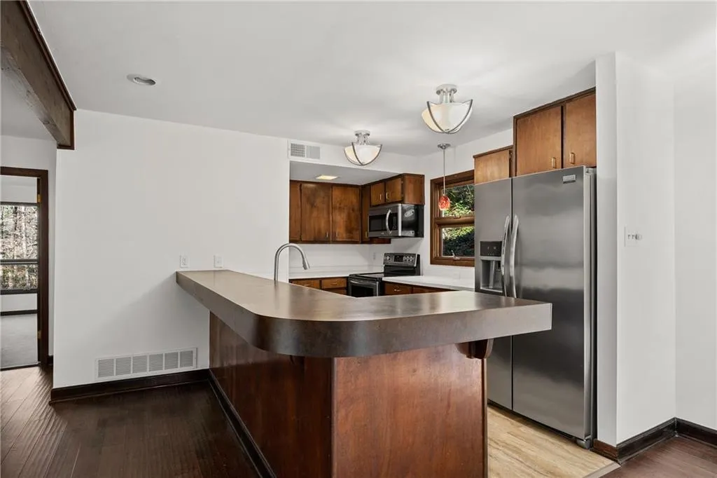 510 Forest Valley Road, Atlanta, Georgia 30342, 3 Bedrooms Bedrooms, ,3 BathroomsBathrooms,Residential,Sold,510 Forest Valley Road,7494537