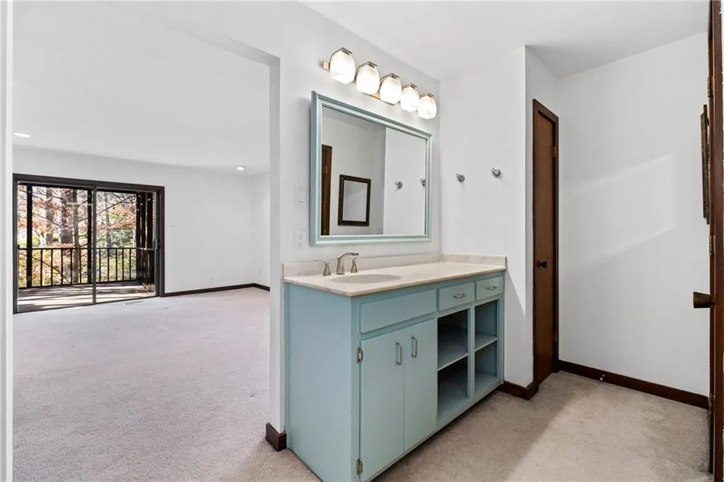 510 Forest Valley Road, Atlanta, Georgia 30342, 3 Bedrooms Bedrooms, ,3 BathroomsBathrooms,Residential,Sold,510 Forest Valley Road,7494537