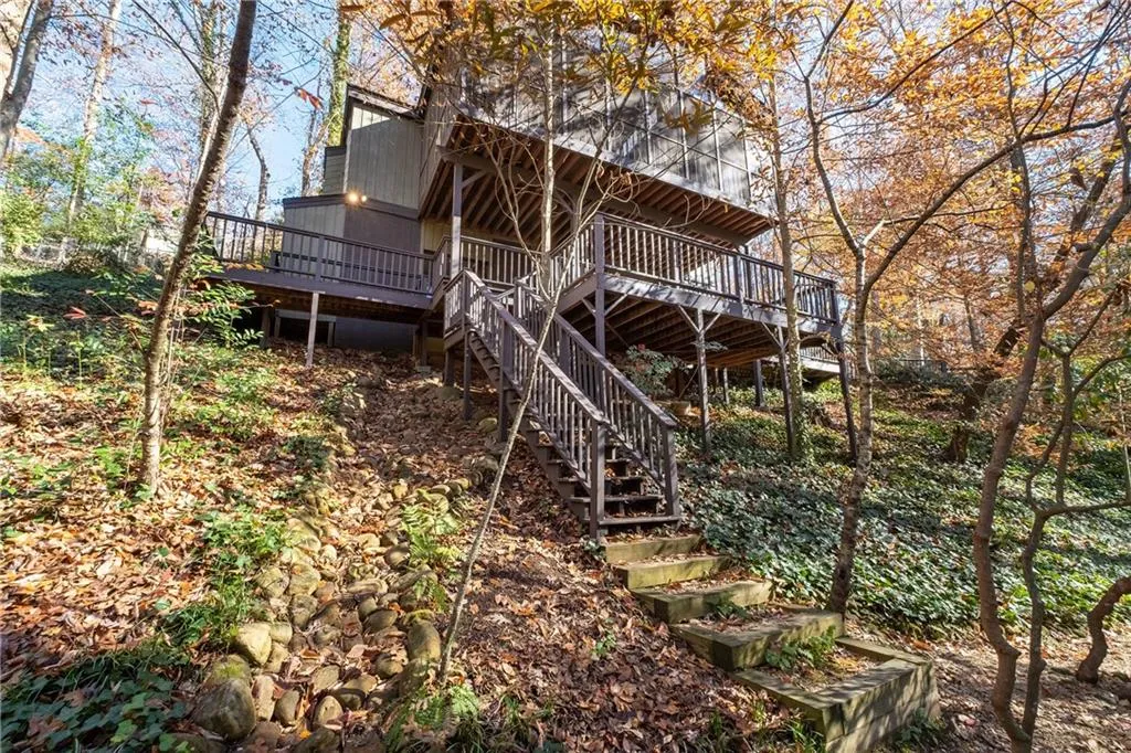 510 Forest Valley Road, Atlanta, Georgia 30342, 3 Bedrooms Bedrooms, ,3 BathroomsBathrooms,Residential,Sold,510 Forest Valley Road,7494537