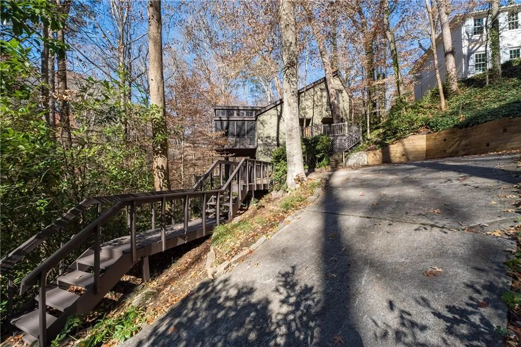510 Forest Valley Road, Atlanta, Georgia 30342, 3 Bedrooms Bedrooms, ,3 BathroomsBathrooms,Residential,Sold,510 Forest Valley Road,7494537