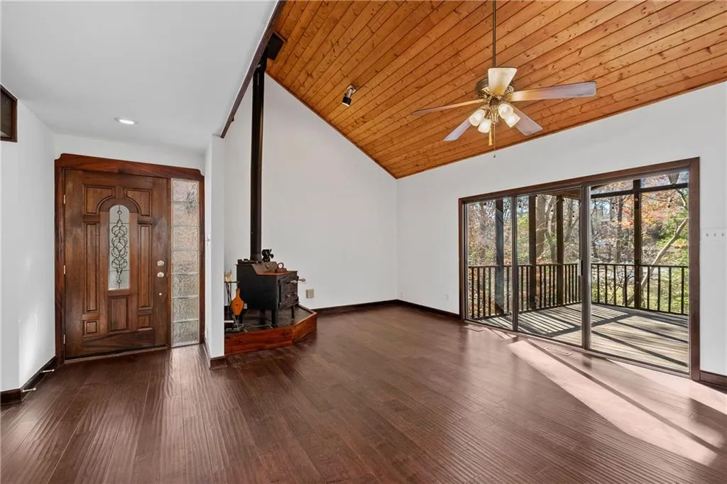 510 Forest Valley Road, Atlanta, Georgia 30342, 3 Bedrooms Bedrooms, ,3 BathroomsBathrooms,Residential,Sold,510 Forest Valley Road,7494537