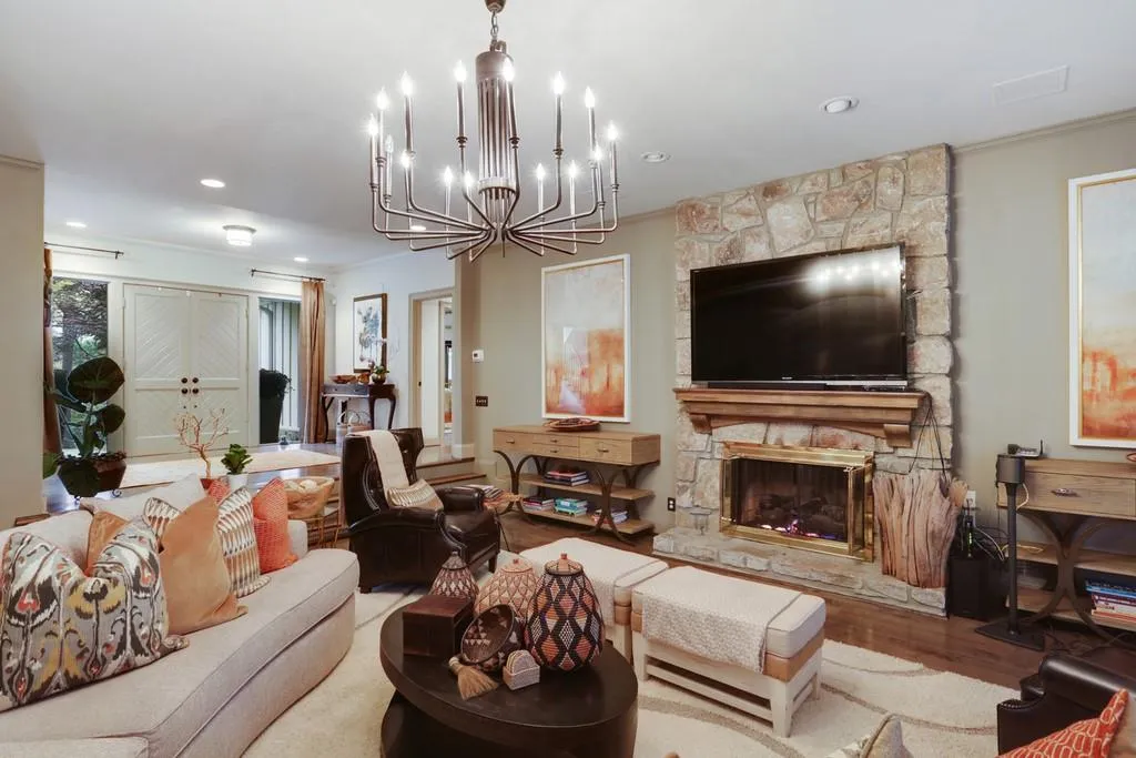 1295 W Garmon Road, Atlanta, Georgia 30327, 5 Bedrooms Bedrooms, ,5 BathroomsBathrooms,Residential,Sold,1295 W Garmon Road,6646263