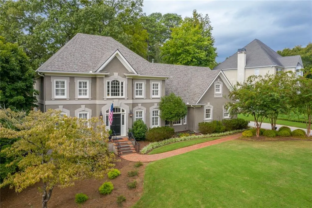 7690 Blandford Place, Sandy Springs, Georgia 30350, 6 Bedrooms Bedrooms, ,5 BathroomsBathrooms,Residential,Sold,7690 Blandford Place,6629843