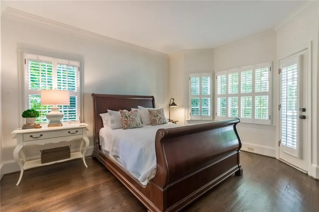 7690 Blandford Place, Sandy Springs, Georgia 30350, 6 Bedrooms Bedrooms, ,5 BathroomsBathrooms,Residential,Sold,7690 Blandford Place,6629843