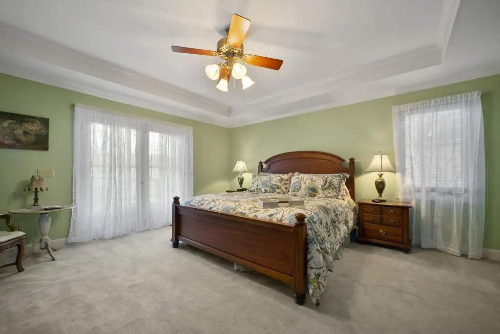 240 Grogans Lake Point, Sandy Springs, Georgia 30350, 6 Bedrooms Bedrooms, ,4 BathroomsBathrooms,Residential,Sold,240 Grogans Lake Point,6653915