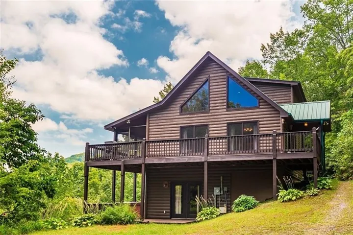 624 Rhonda Lane, Mineral Bluff, Georgia 30559
