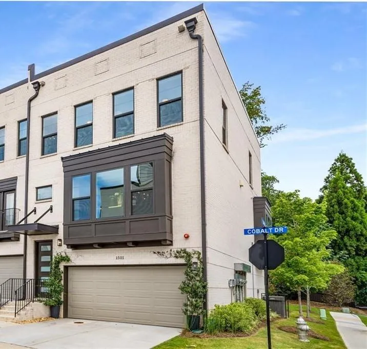 1501 Cobalt Drive Nw, Atlanta, Georgia 30318, 3 Bedrooms Bedrooms, ,3 BathroomsBathrooms,Residential,For Sale,1501 Cobalt Drive Nw,7628801