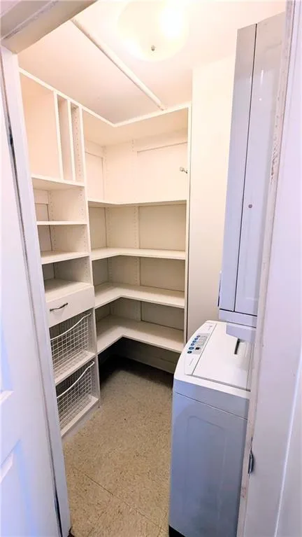 Laundry closet with washer/dryer combo