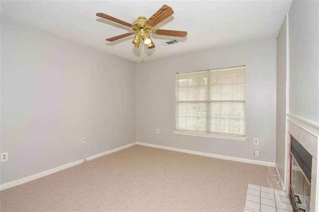 3655 Habersham Road Unit 335, Atlanta, Georgia 30305, 1 Bedroom Bedrooms, ,1 BathroomBathrooms,Residential,Sold,3655 Habersham Road Unit 335,5711482