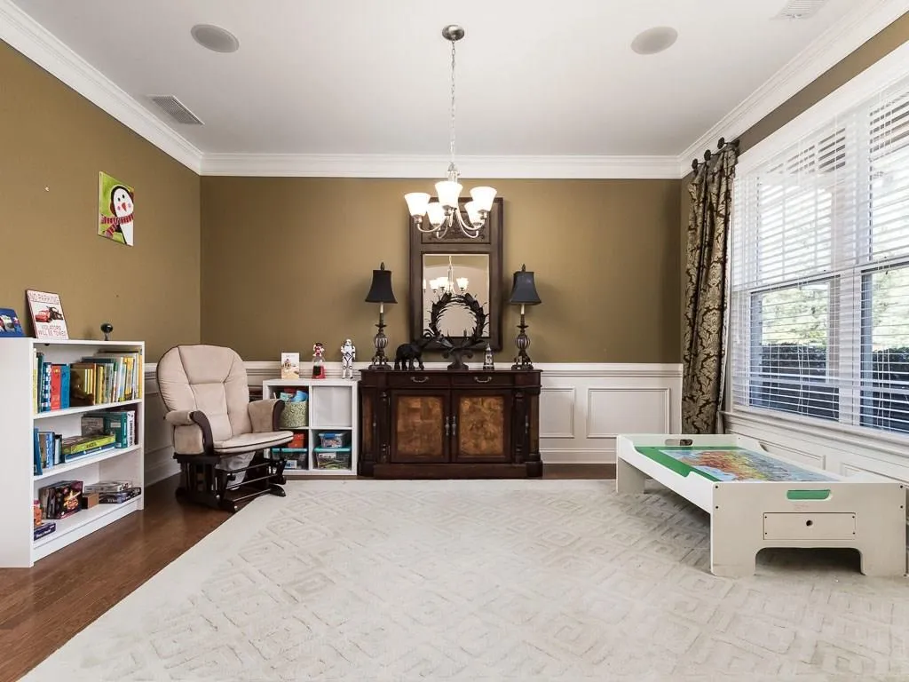 1601 Danbury Parc Place Ne, Brookhaven, Georgia 30319, 5 Bedrooms Bedrooms, ,4 BathroomsBathrooms,Residential,Sold,1601 Danbury Parc Place Ne,5921853