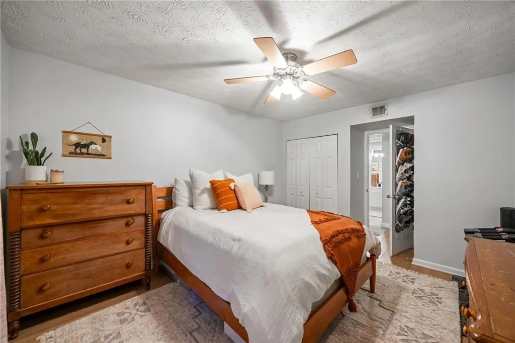 3476 Essex Avenue Unit 85, Atlanta, Georgia 30339, 2 Bedrooms Bedrooms, ,2 BathroomsBathrooms,Residential,For Sale,3476 Essex Avenue Unit 85,7636541