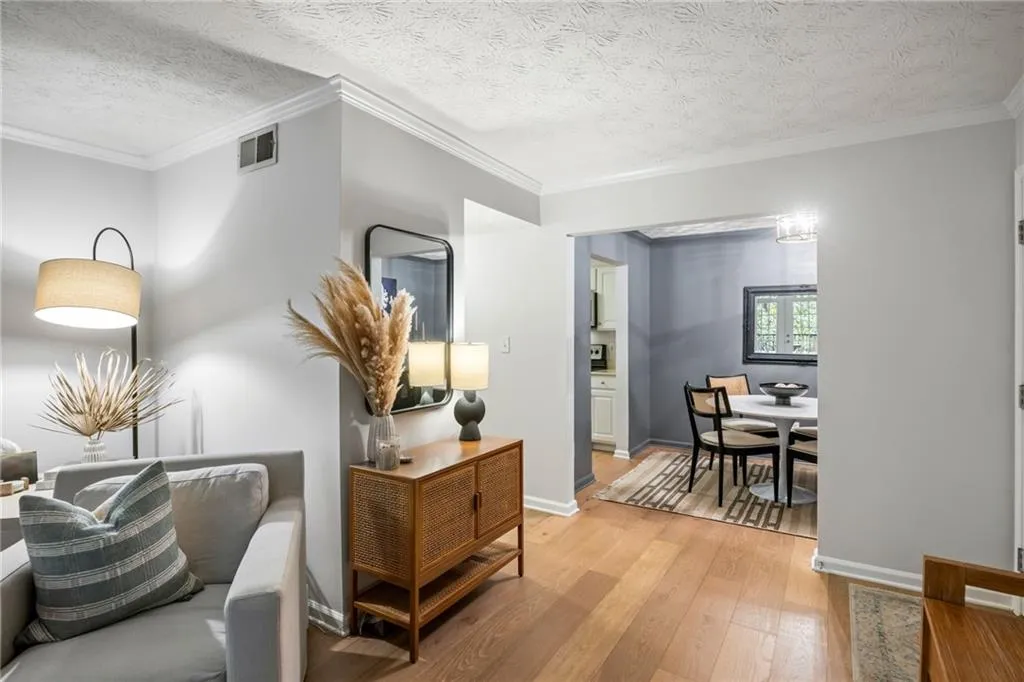 3476 Essex Avenue Unit 85, Atlanta, Georgia 30339, 2 Bedrooms Bedrooms, ,2 BathroomsBathrooms,Residential,For Sale,3476 Essex Avenue Unit 85,7636541