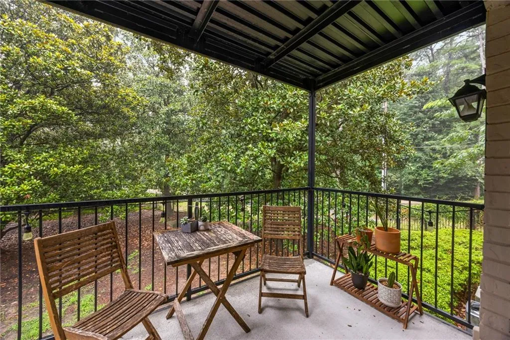 3476 Essex Avenue Unit 85, Atlanta, Georgia 30339, 2 Bedrooms Bedrooms, ,2 BathroomsBathrooms,Residential,For Sale,3476 Essex Avenue Unit 85,7636541