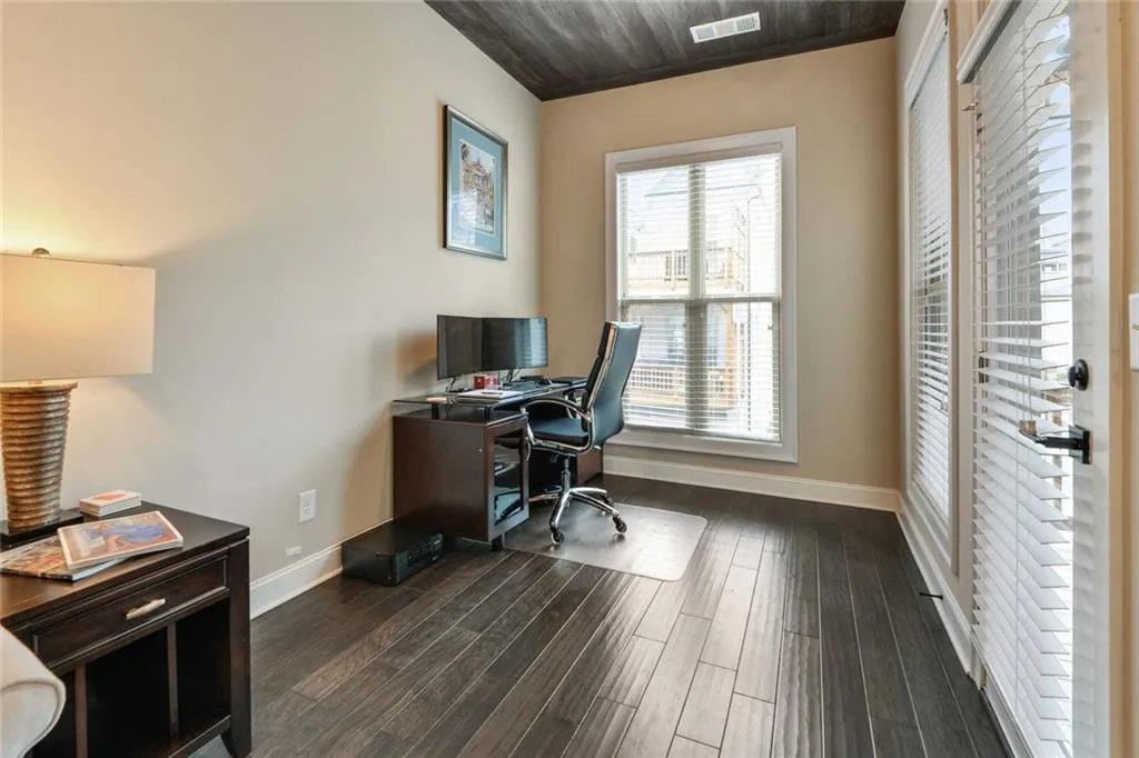 243 Franklin Road, Atlanta, Georgia 30342, 3 Bedrooms Bedrooms, ,3 BathroomsBathrooms,Residential,Sold,243 Franklin Road,6802103