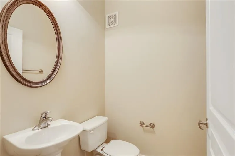 799 Hammond Drive Unit 126, Sandy Springs, Georgia 30328, 1 Bedroom Bedrooms, ,1 BathroomBathrooms,Residential,Sold,799 Hammond Drive Unit 126,6831423