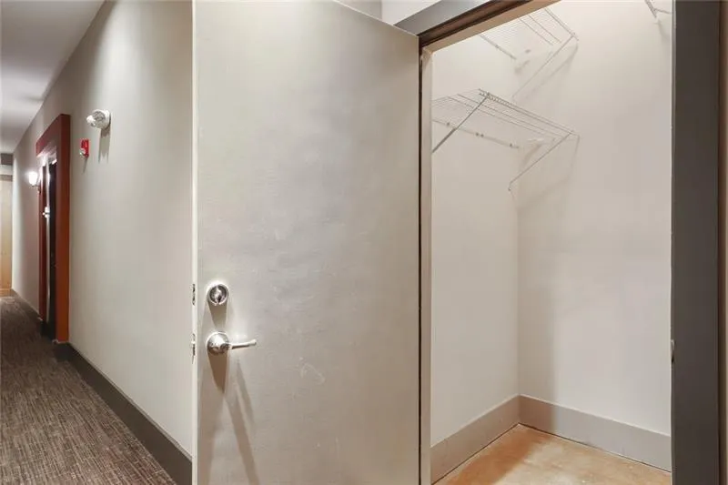 799 Hammond Drive Unit 126, Sandy Springs, Georgia 30328, 1 Bedroom Bedrooms, ,1 BathroomBathrooms,Residential,Sold,799 Hammond Drive Unit 126,6831423