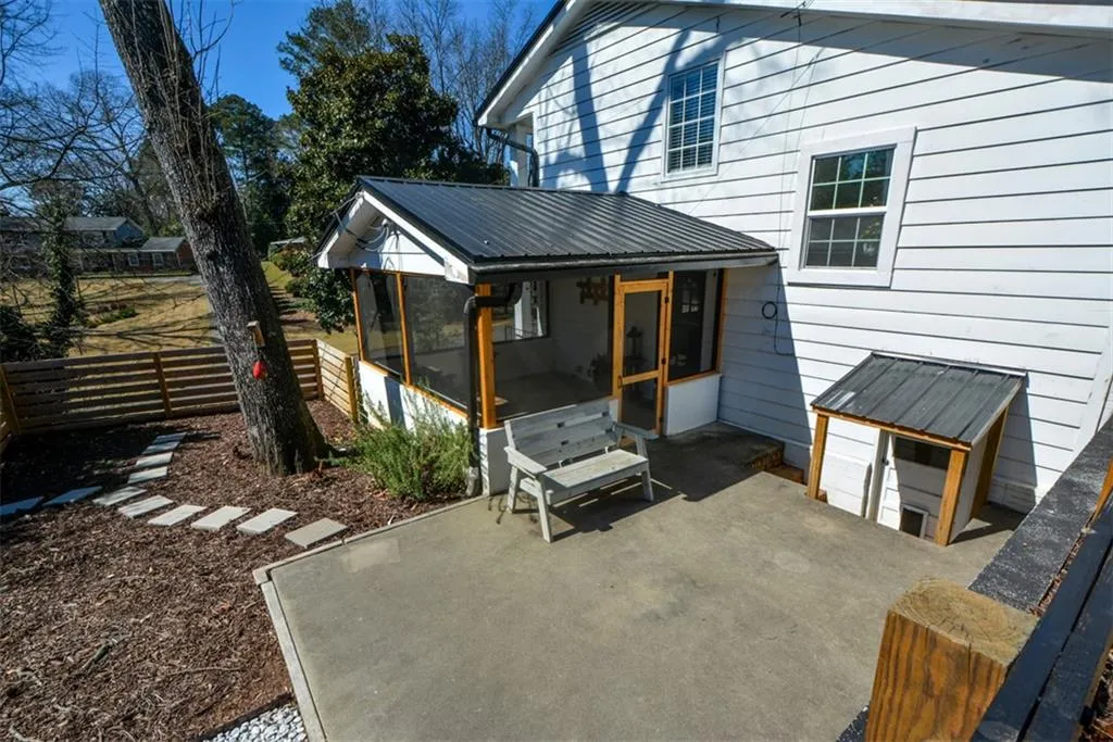 835 Glenairy Drive, Atlanta, Georgia 30328, 3 Bedrooms Bedrooms, ,3 BathroomsBathrooms,Residential,Sold,835 Glenairy Drive,7007418