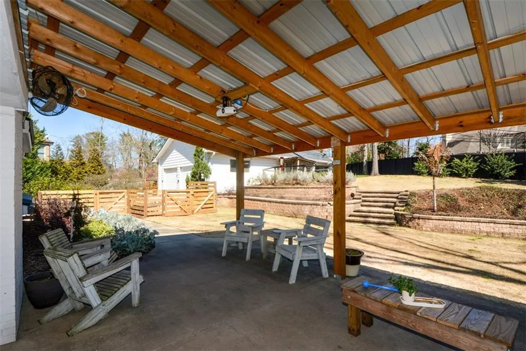 835 Glenairy Drive, Atlanta, Georgia 30328, 3 Bedrooms Bedrooms, ,3 BathroomsBathrooms,Residential,Sold,835 Glenairy Drive,7007418