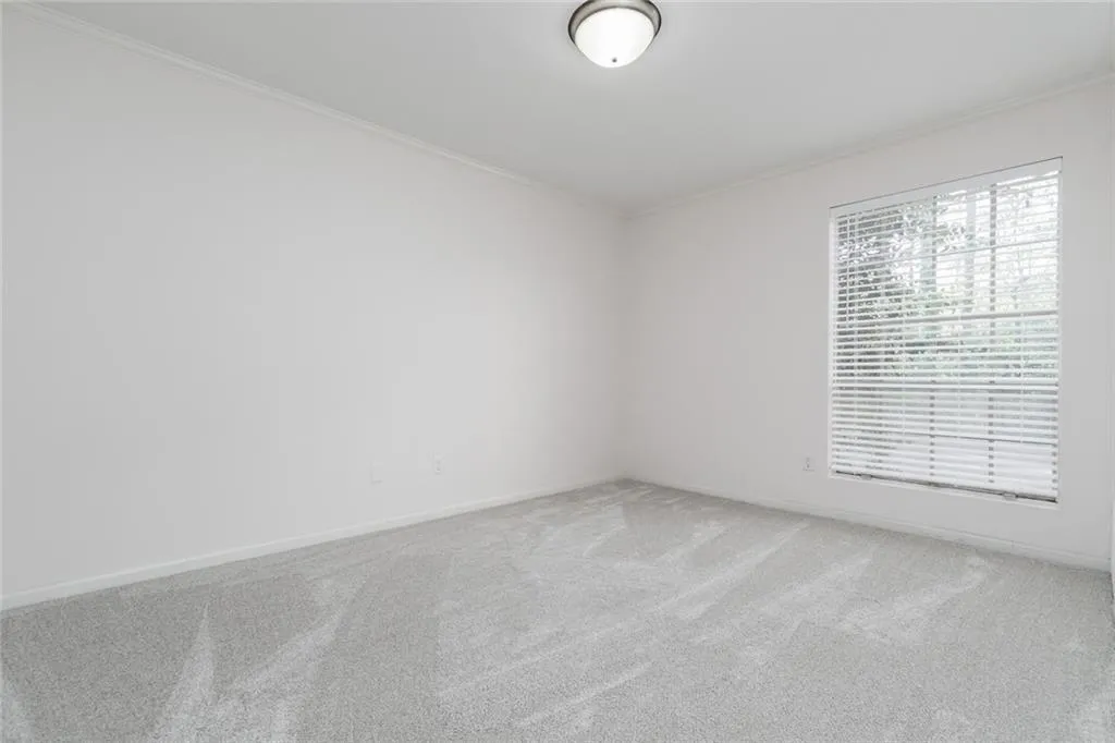 5517 Kingsport Drive Unit 5517, Atlanta, Georgia 30342, 2 Bedrooms Bedrooms, ,1 BathroomBathrooms,Residential,Sold,5517 Kingsport Drive Unit 5517,6544200