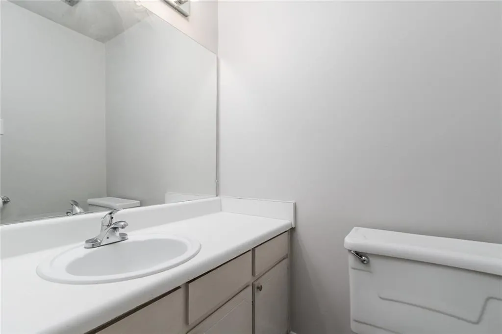 5517 Kingsport Drive Unit 5517, Atlanta, Georgia 30342, 2 Bedrooms Bedrooms, ,1 BathroomBathrooms,Residential,Sold,5517 Kingsport Drive Unit 5517,6544200