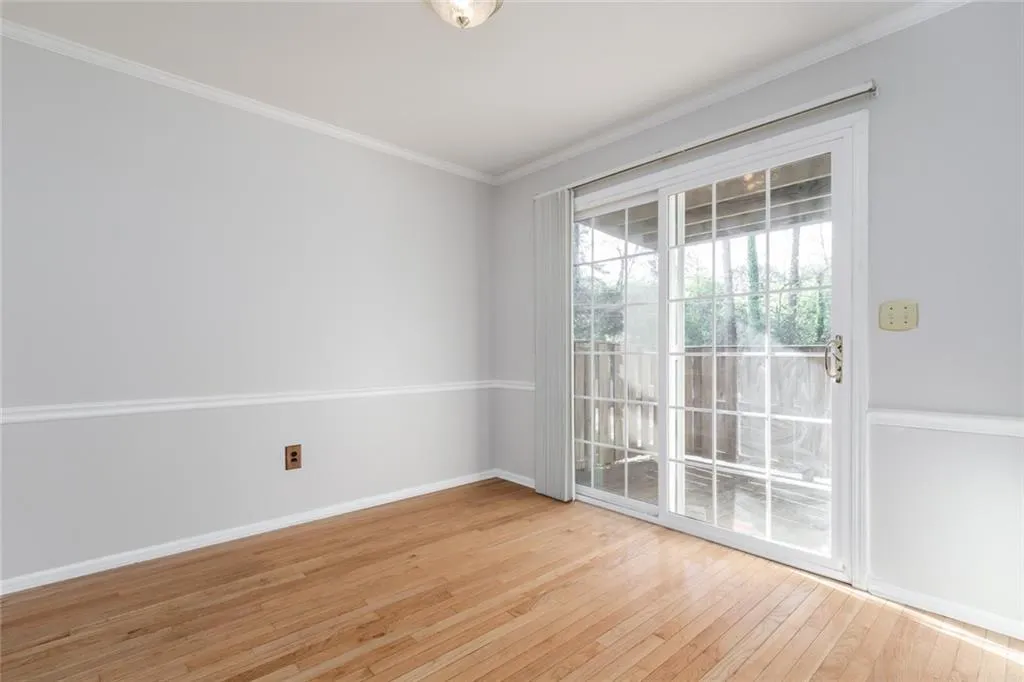5517 Kingsport Drive Unit 5517, Atlanta, Georgia 30342, 2 Bedrooms Bedrooms, ,1 BathroomBathrooms,Residential,Sold,5517 Kingsport Drive Unit 5517,6544200