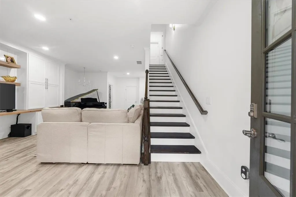 6645 Cadence Boulevard, Atlanta, Georgia 30328, 3 Bedrooms Bedrooms, ,4 BathroomsBathrooms,Residential,For Sale,6645 Cadence Boulevard,7676330