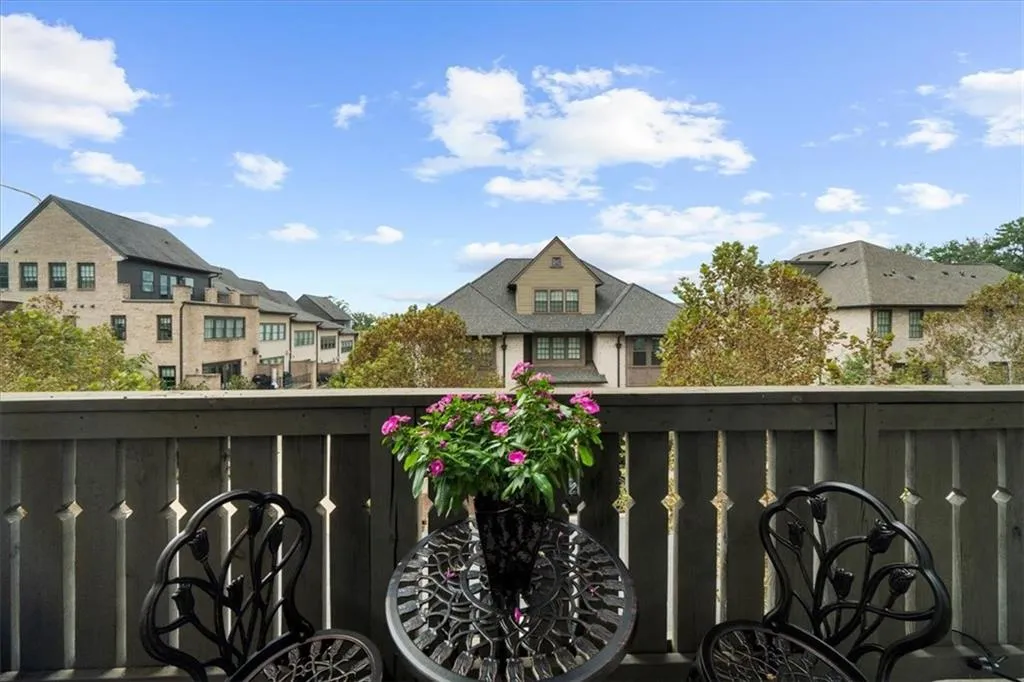 6645 Cadence Boulevard, Atlanta, Georgia 30328, 3 Bedrooms Bedrooms, ,4 BathroomsBathrooms,Residential,For Sale,6645 Cadence Boulevard,7676330