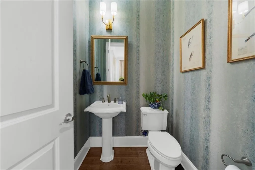 6645 Cadence Boulevard, Atlanta, Georgia 30328, 3 Bedrooms Bedrooms, ,4 BathroomsBathrooms,Residential,For Sale,6645 Cadence Boulevard,7676330