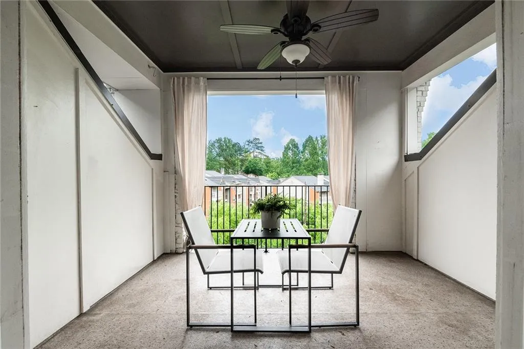 124 W Wieuca Road Ne, Atlanta, Georgia 30342, 4 Bedrooms Bedrooms, ,4 BathroomsBathrooms,Residential,Sold,124 W Wieuca Road Ne,7386295